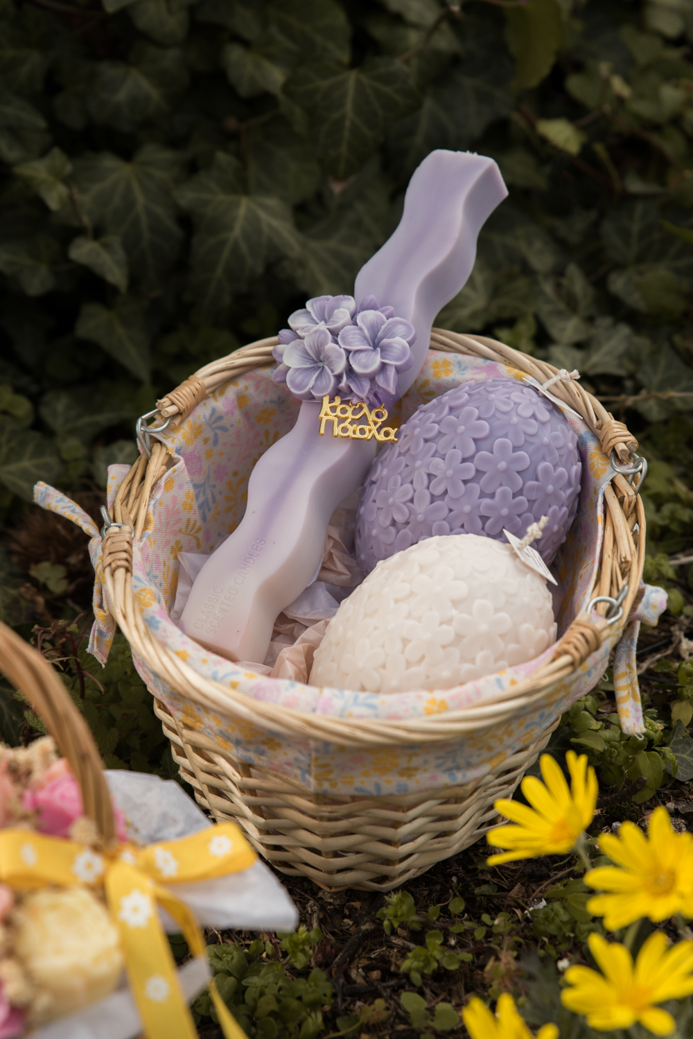 Floral Easter Egg Candle